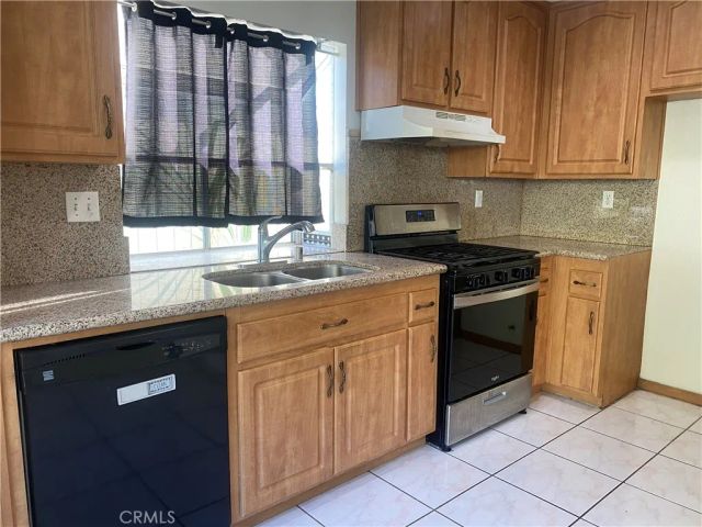 11697 Malagon Drive, Fontana, CA 92337