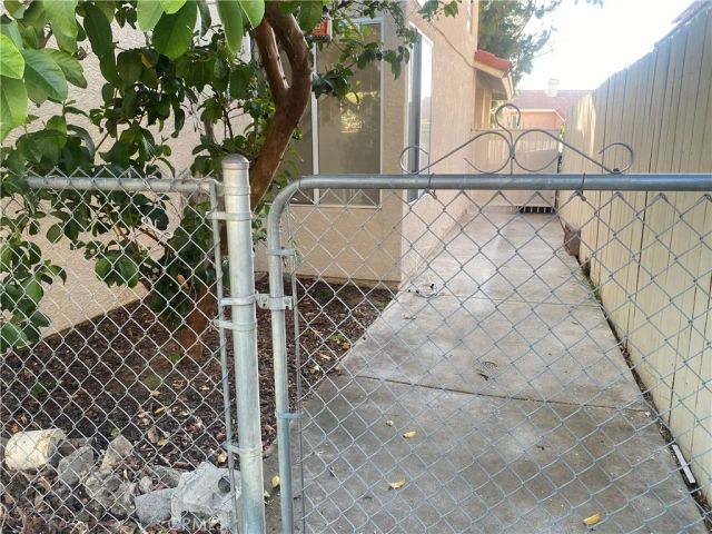 11697 Malagon Drive, Fontana, CA 92337