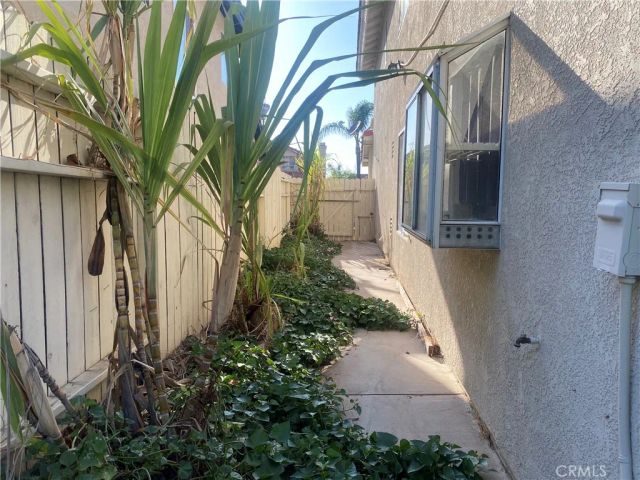 11697 Malagon Drive, Fontana, CA 92337