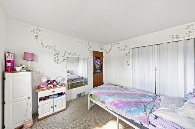 37340 Castleton Drive, Sterling Heights, MI 48312