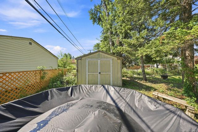 37340 Castleton Drive, Sterling Heights, MI 48312