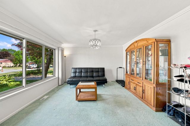 37340 Castleton Drive, Sterling Heights, MI 48312