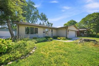 37340 Castleton Drive, Sterling Heights, MI 48312