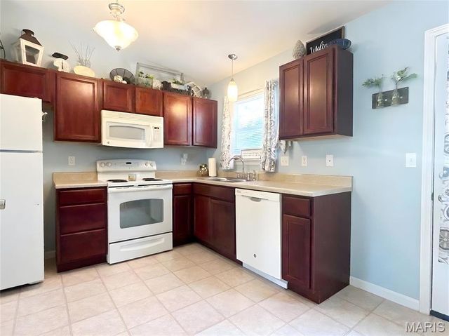 518 Conestoga Drive, House Springs, MO 63051