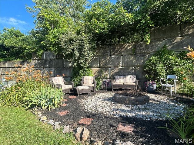 518 Conestoga Drive, House Springs, MO 63051