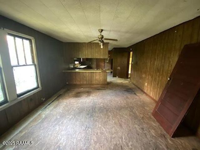 736 N Court Street, Opelousas, LA 70570