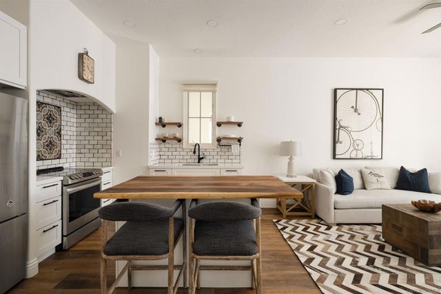 6160 Avenida Del Duque, Rancho Santa Fe, CA 92067