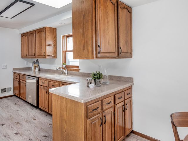 8849 Columbus Avenue S, Bloomington, MN 55420