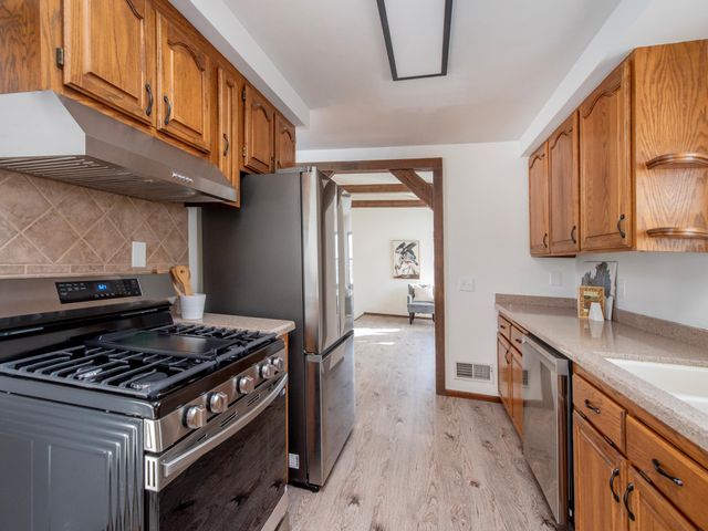 8849 Columbus Avenue S, Bloomington, MN 55420