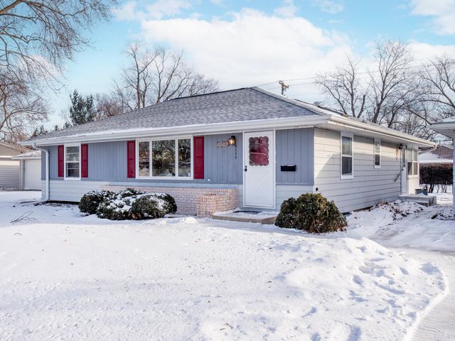 8849 Columbus Avenue S, Bloomington, MN 55420