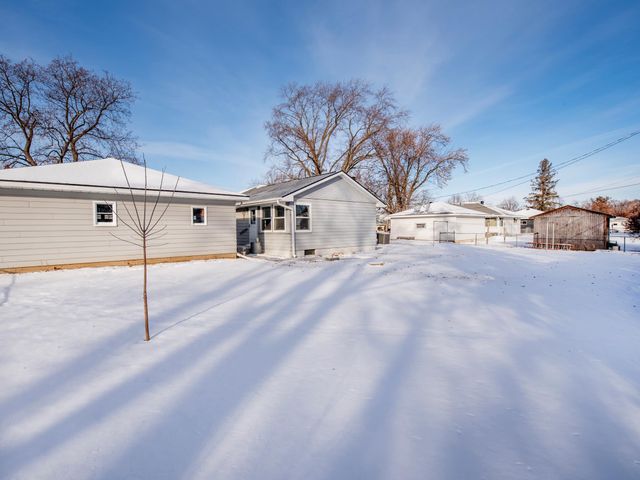 8849 Columbus Avenue S, Bloomington, MN 55420