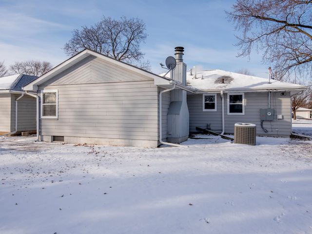 8849 Columbus Avenue S, Bloomington, MN 55420