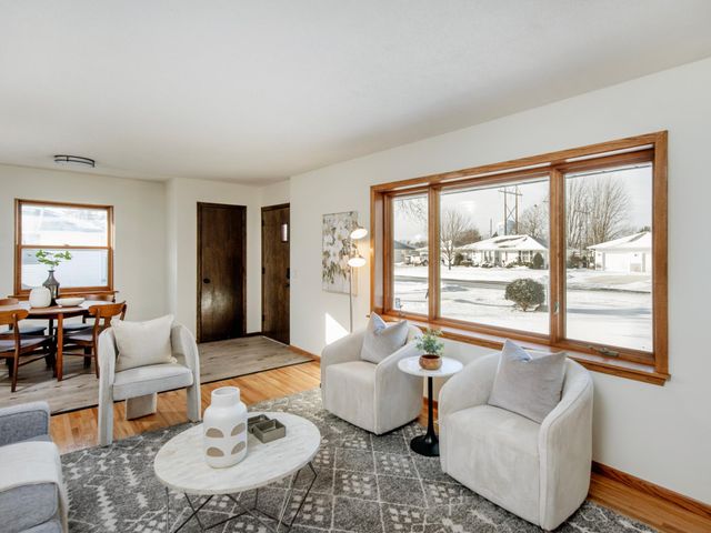 8849 Columbus Avenue S, Bloomington, MN 55420