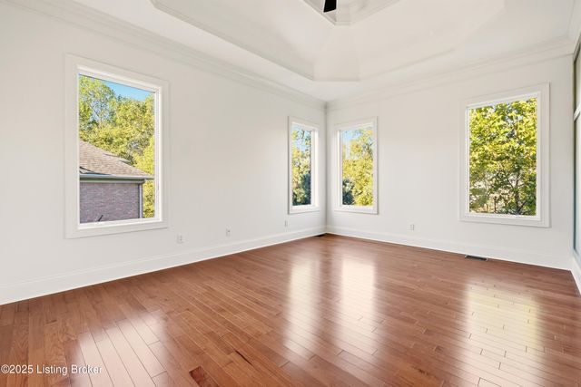 4123 Sanctuary Bluff Ln, Louisville, KY 40241