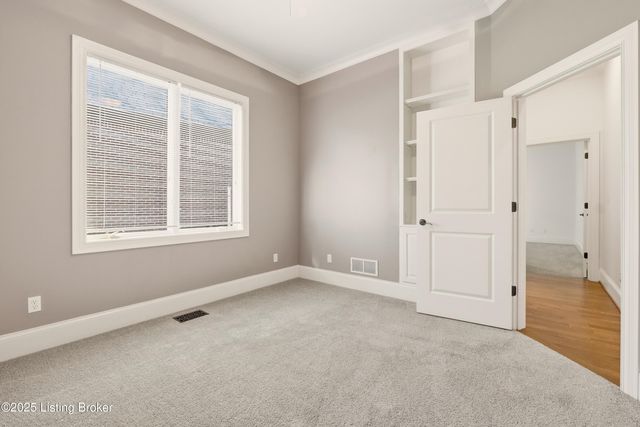 4123 Sanctuary Bluff Ln, Louisville, KY 40241