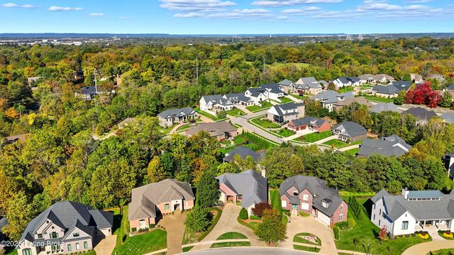 4123 Sanctuary Bluff Ln, Louisville, KY 40241
