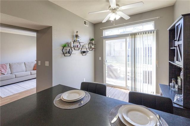 21083 W 118th Terrace, Olathe, KS 66061