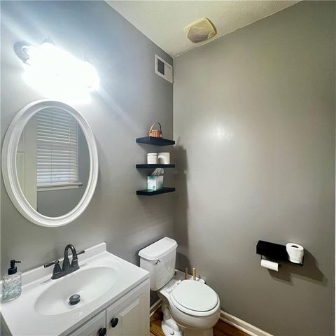 21083 W 118th Terrace, Olathe, KS 66061