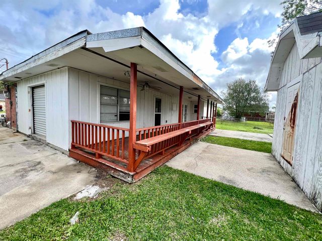 411 Buquet Street, Houma, LA 70360