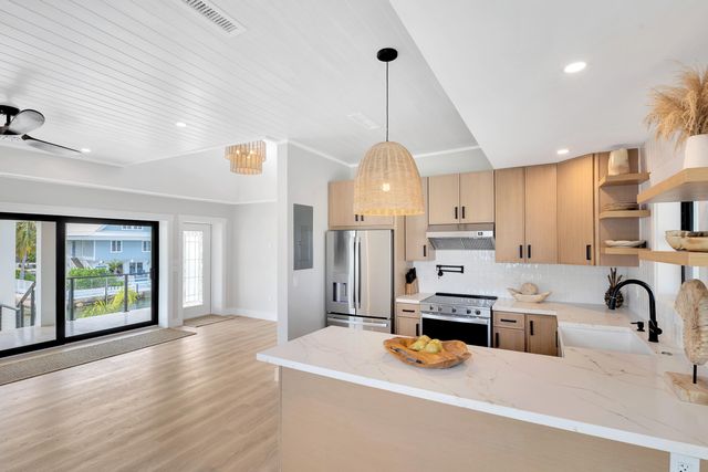 S 270 Airport Drive, Summerland Key, FL 33042