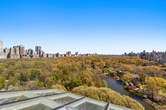 24 CENTRAL Park S PHE, New York City, NY 10019