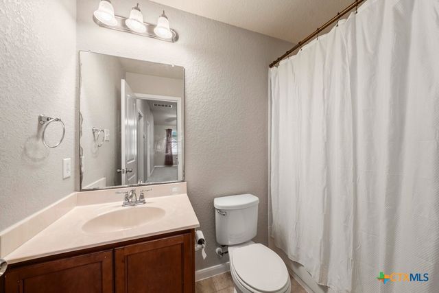 1937 Stonehaven, San Marcos, TX 78666