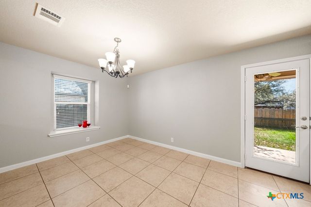 1937 Stonehaven, San Marcos, TX 78666