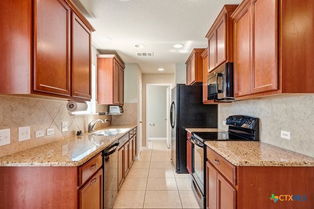 1937 Stonehaven, San Marcos, TX 78666