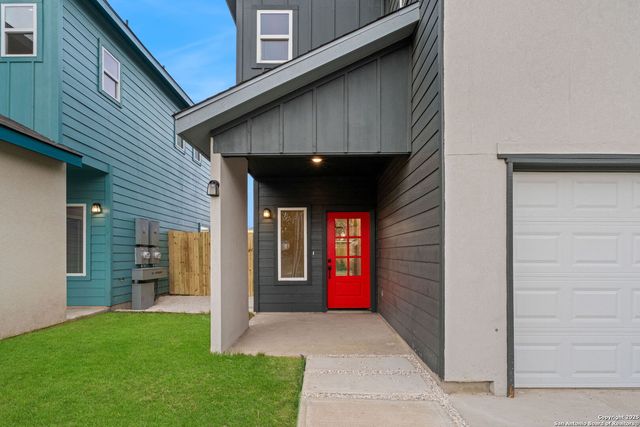 114 Packard St, San Antonio, TX 78211