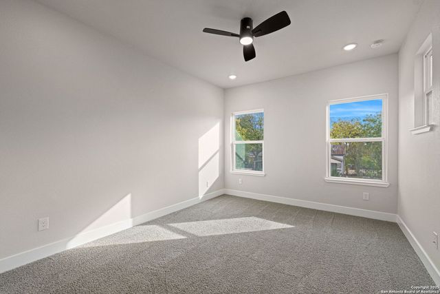 114 Packard St, San Antonio, TX 78211