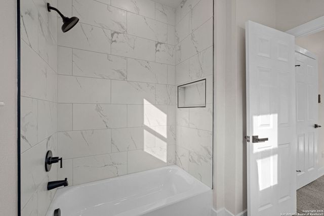 114 Packard St, San Antonio, TX 78211