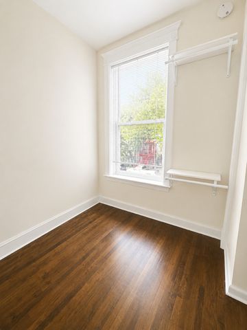 2623 W 21st Place 2, Chicago, IL 60608