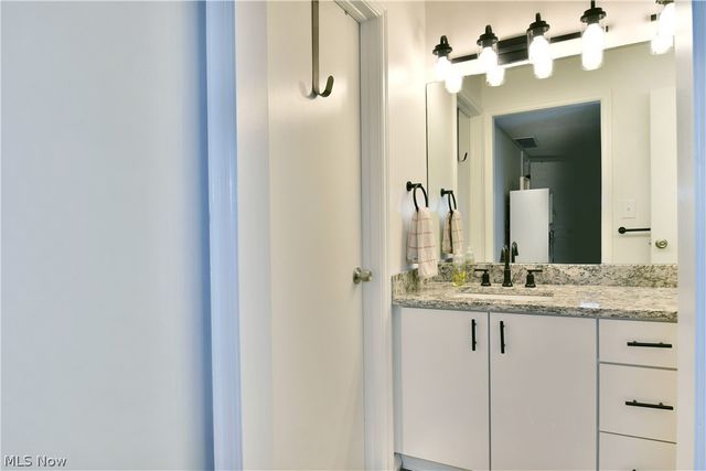 991 Powers Avenue 4, Youngstown, OH 44505