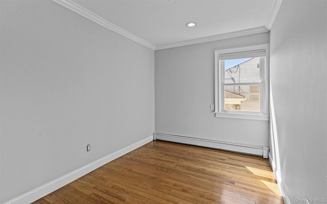 392 Philadelphia Avenue, Massapequa Park, NY 11762