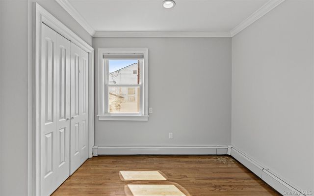 392 Philadelphia Avenue, Massapequa Park, NY 11762