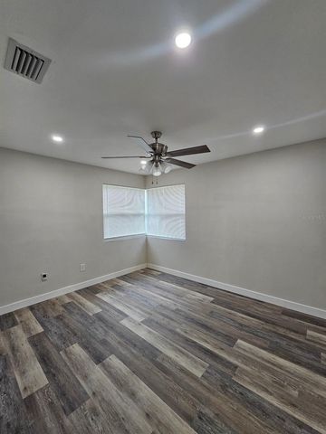 903 NW 33RD AVENUE, Gainesville, FL 32609