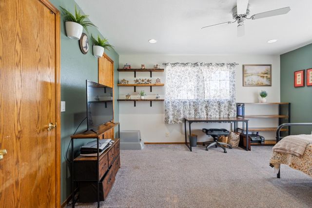 695 Hospital Road, Hollister, CA 95023