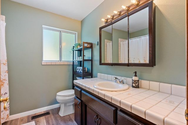 695 Hospital Road, Hollister, CA 95023