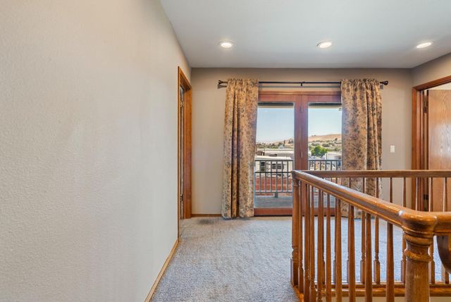 695 Hospital Road, Hollister, CA 95023