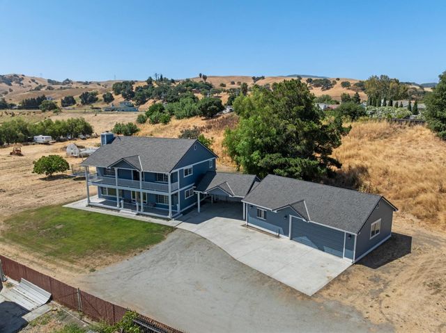 695 Hospital Road, Hollister, CA 95023