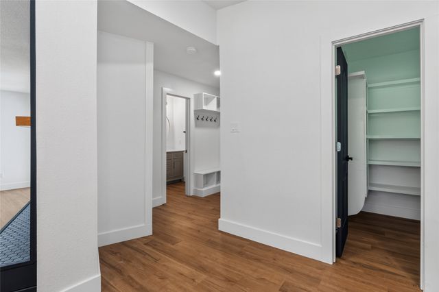1708 HIGH POINT Circle, Garland, TX 75041