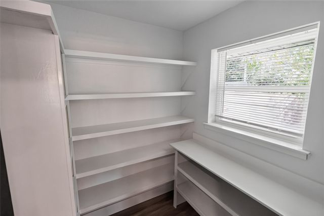 1708 HIGH POINT Circle, Garland, TX 75041
