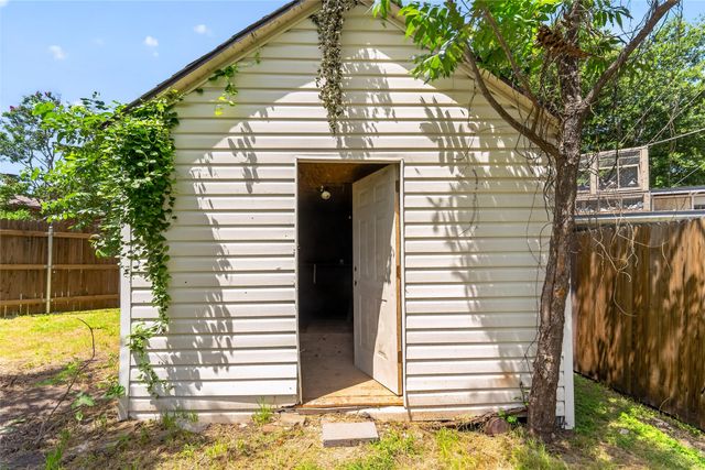 1708 HIGH POINT Circle, Garland, TX 75041