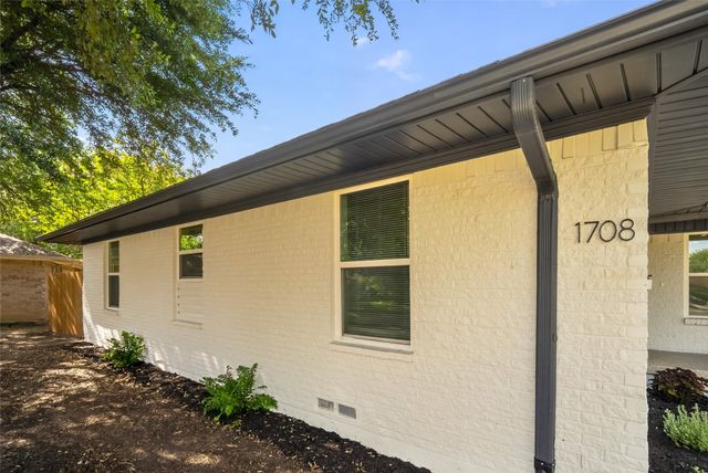 1708 HIGH POINT Circle, Garland, TX 75041