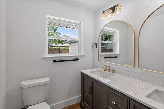 1708 HIGH POINT Circle, Garland, TX 75041