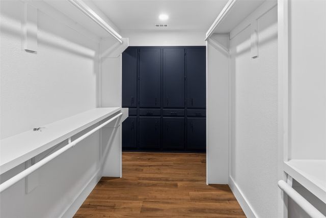 1708 HIGH POINT Circle, Garland, TX 75041