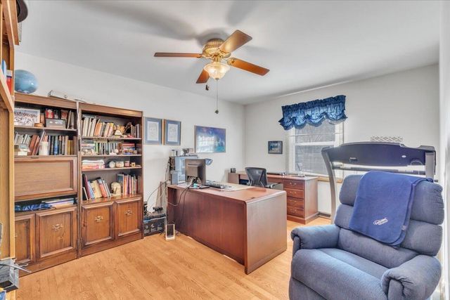 1400 Fran Lin Pkwy, Munster, IN 46321