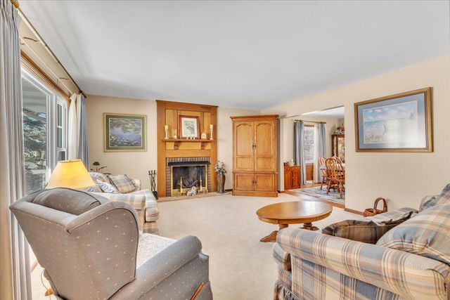 1400 Fran Lin Pkwy, Munster, IN 46321