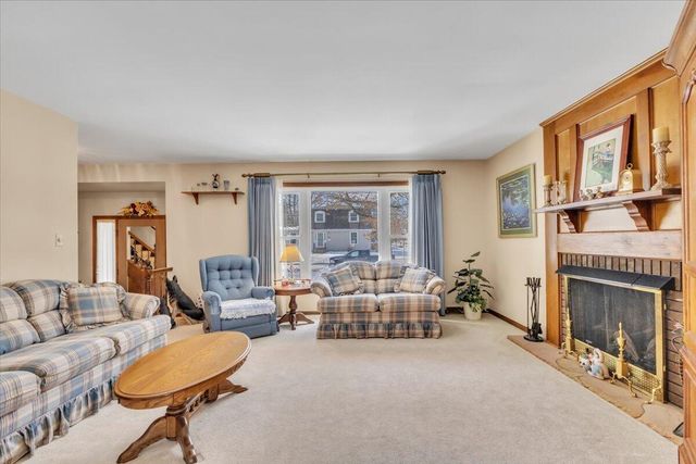 1400 Fran Lin Pkwy, Munster, IN 46321