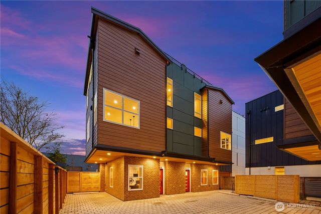 1704 A N 47th Street, Seattle, WA 98103